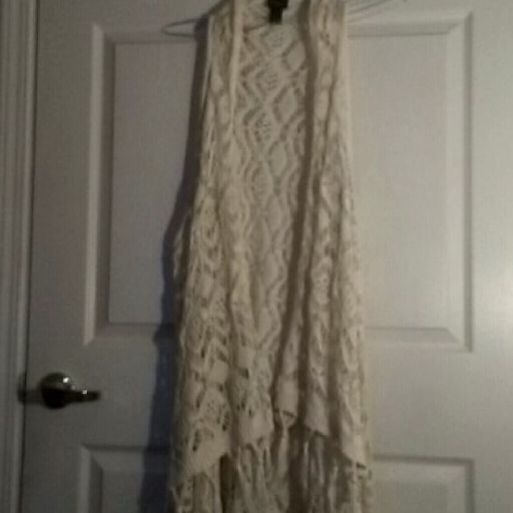 Knit Sleeveless Cardigan